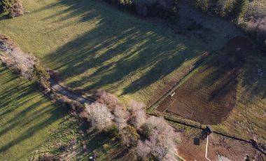 Parcelas con Estero Sector Lipingue