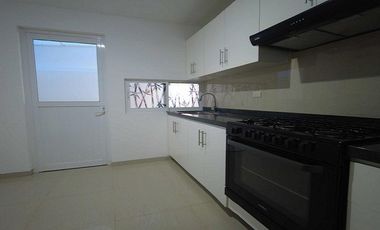 CASA EN VENTA EN RESIDENCIAL BOSQUE SERENO AGUASCALIENTES PONIENTE