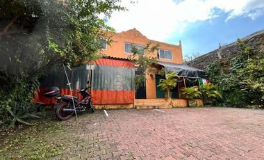 VENTA DE CASA CON 3 LOCALES EN LOMAS DE TZOMPANTLE CUERNAVACA CAS_4971 CUE/DL