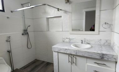 Via a la Costa, Alquilo Casa de Oportunidad