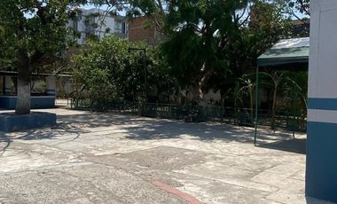 TERRENO Zona Tetlan, uso de suelo Mixto 		$18,500,000