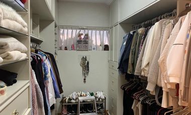 VENTA BONITA CASA 4 RECAMARAS Y JARDIN EN BOSQUES DE LAS LOMAS