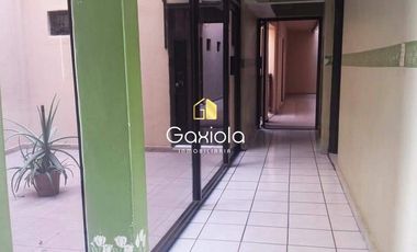 Se VENDE Edificio actualmente funcionando como hotel, es ideal para departamentos, ubicado cerca de la escuela de Veterinaria