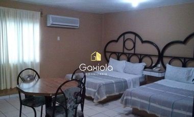 Se VENDE Edificio actualmente funcionando como hotel, es ideal para departamentos, ubicado cerca de la escuela de Veterinaria