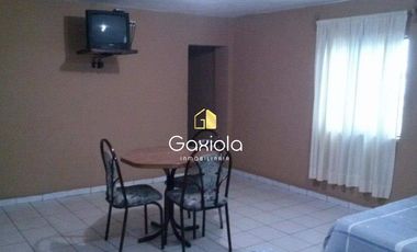 Se VENDE Edificio actualmente funcionando como hotel, es ideal para departamentos, ubicado cerca de la escuela de Veterinaria