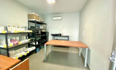 Oficina en renta en colonia Chapalita