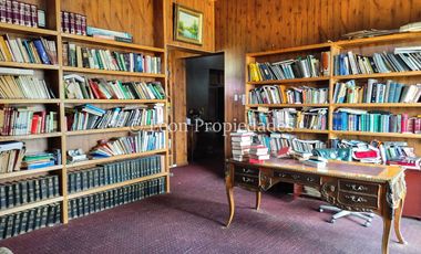 Leon Propiedades vende Gran casa en parcela de 20 ha. en Sector Cuyuncavi, Curacaví.