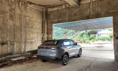 Leon Propiedades vende Gran casa en parcela de 20 ha. en Sector Cuyuncavi, Curacaví.