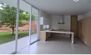 HERMOSA CASA EN CONJUNTO CERRADO