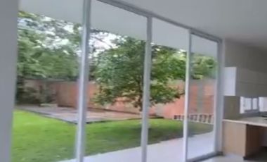 HERMOSA CASA EN CONJUNTO CERRADO