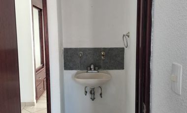 Casa en RENTA Urbi, Cuautitlán Izcalli, Estado de México 3R, 1.5B, 2E, 120 M2