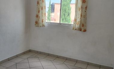Casa en RENTA Urbi, Cuautitlán Izcalli, Estado de México 3R, 1.5B, 2E, 120 M2