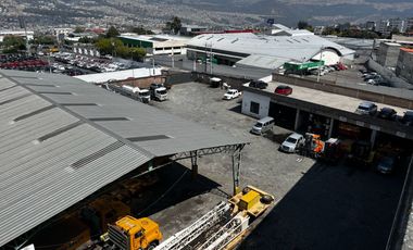 EDIFICIO Y GALPONES COMERCIALES DE VENTA / ARRIENDO EN LA KENNEDY QUITO NORTE!!