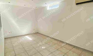 Edificio en Av Lopez Portillo Cancun en Renta y Venta