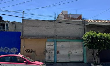 Terreno en venta en Nezahualcoyotl, Estado de México