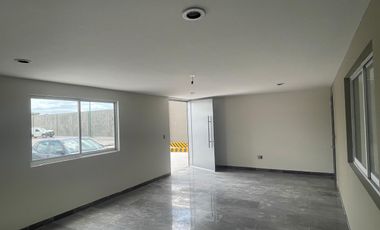 BODEGA NUEVA EN RENTA ARCO SUR LEÓN