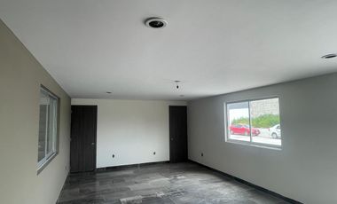 BODEGA NUEVA EN RENTA ARCO SUR LEÓN