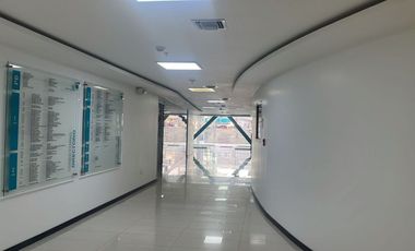 Venta de consultorio en clínica zona sur Manta