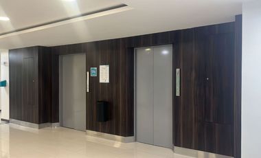 Venta de consultorio en clínica zona sur Manta