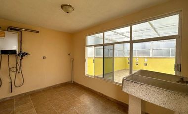 CASA EN VENTA, EN METEPEC, MÉXICO