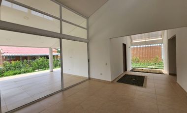 CASA SENDEROS DE LA MORADA II -VILAS CLUB No 13