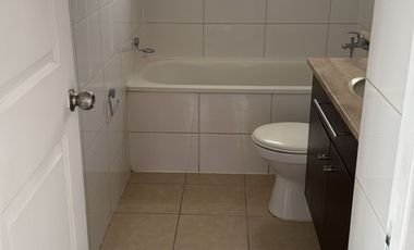GRAN OPORTUNIDAD , CASA EN SECTOR LAGUNA DEL SOL , PADRE HURTADO