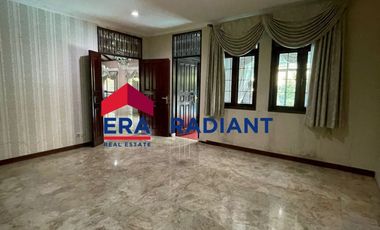 Dijual Rumah dengan nuansa Tropis, Luas dan Asri di Jagakarsa, Jaksel.