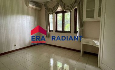 Dijual Rumah dengan nuansa Tropis, Luas dan Asri di Jagakarsa, Jaksel.