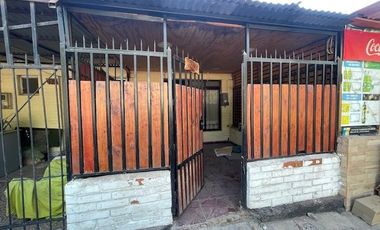 VENDO CASA DE 2 PISOS AMPLIADA 3D 1B COMUNA DE RENCA CON SUBSIDIO