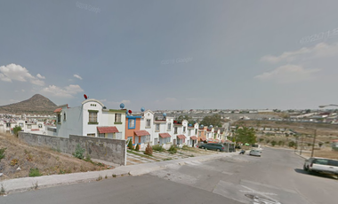 CASA EN VENTA EN URBI VILLA DEL REY -SF