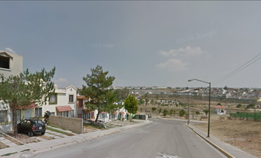 CASA EN VENTA EN URBI VILLA DEL REY -SF