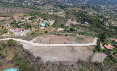 TERRENO EN VENTA EN YUNGUILLA 1000M2 SECTOR PUERES