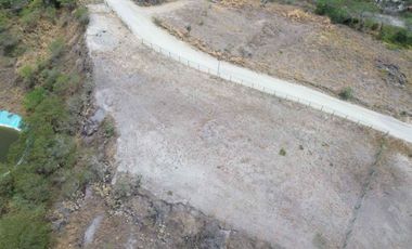 TERRENO EN VENTA EN YUNGUILLA 1000M2 SECTOR PUERES
