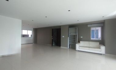 Apartamento en arriendo en Alto Prado.