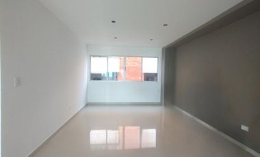 Apartamento en arriendo en Alto Prado.