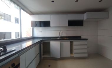 Apartamento en arriendo en Alto Prado.