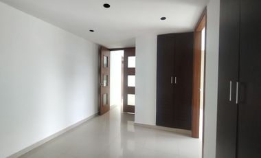 Apartamento en arriendo en Alto Prado.
