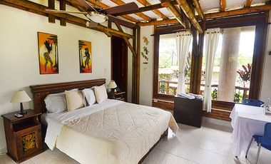 BIENVENIDOS ALQUILO HERMOSA FINCA LA ENCANTADA LLAMANOS AL3006935475 TE ESPERAMOS VEN A COMPARTIR.