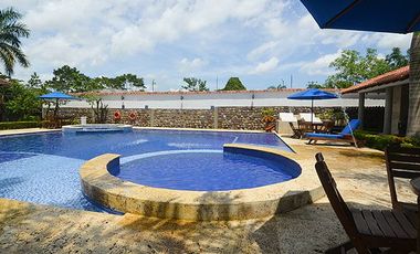 BIENVENIDOS ALQUILO HERMOSA FINCA LA ENCANTADA LLAMANOS AL3006935475 TE ESPERAMOS VEN A COMPARTIR.