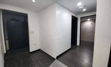 Puerto Santa Ana, Se Alquila Local Comercial