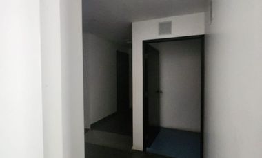 Puerto Santa Ana, Se Alquila Local Comercial