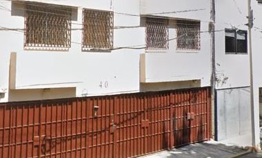 ¡¡Haz Que Tu Dinero Trabaje Para Ti Hoy !! Venta de Hermosa Casa en Exclusiva Zona, Col. 1 Secc Las Aguilas, Alvaro Obregon, CDMX..