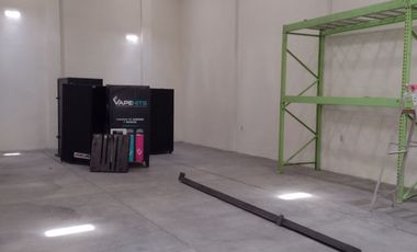 bodega 160m2 céntrica en Av. independencia frenta a Soriana