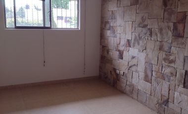 bodega 160m2 céntrica en Av. independencia frenta a Soriana