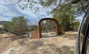 Lote en venta en la desembocada “El arco”