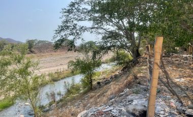 Lote en venta en la desembocada “El arco”
