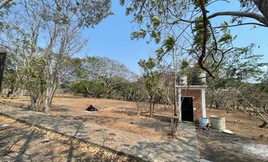 Lote en venta en la desembocada “El arco”