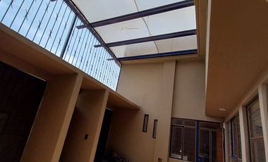 BONITA CASA EN EXCELENTE UBICACION