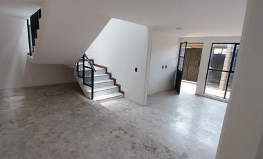 BONITA CASA EN EXCELENTE UBICACION