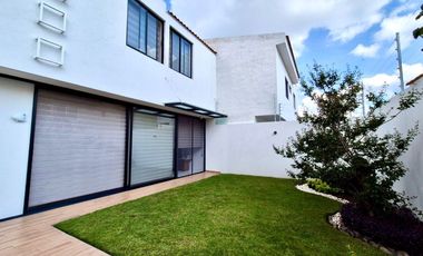 Casa en venta en Fracc. Bosques de Santa Anita, Tlajomulco